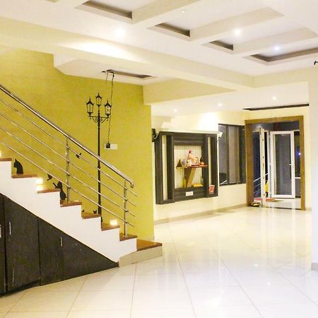 Golden Valley Resort Mahābaleshwar Buitenkant foto