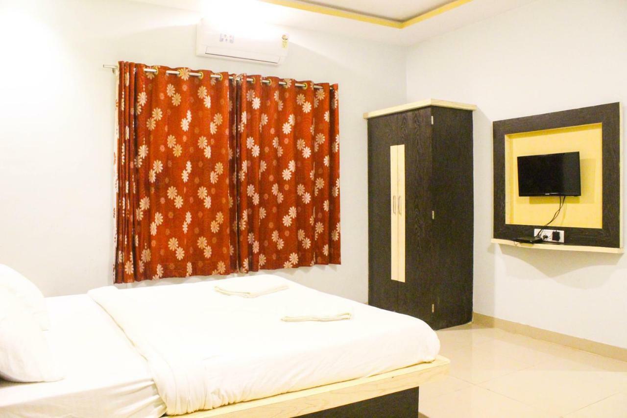 Golden Valley Resort Mahābaleshwar Buitenkant foto